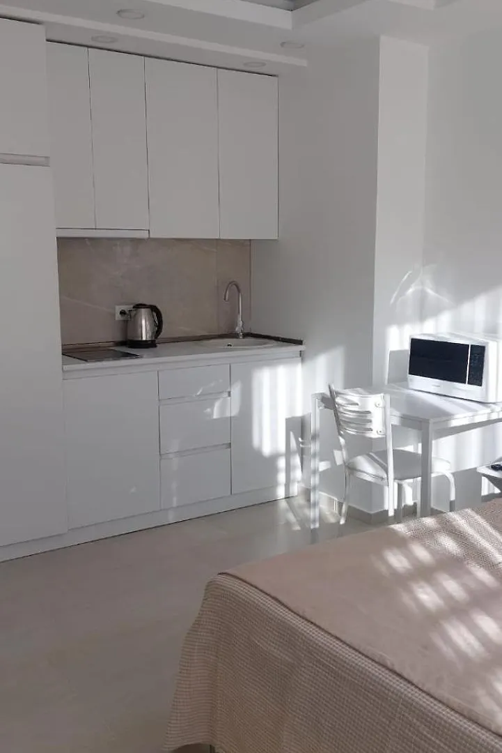 Apart Hotel Sunrise Batumi 0*,